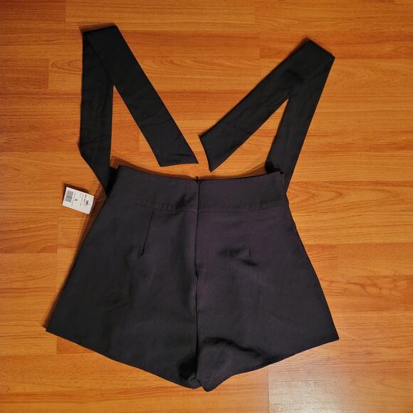 NWT Haute Mode Skort, Size Small, Women's High Waist Shorts, Black, NEW - Picture 4 of 8